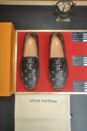 Picture of Louis Vuitton Shoes _SKULVsz38-44hnx040111842